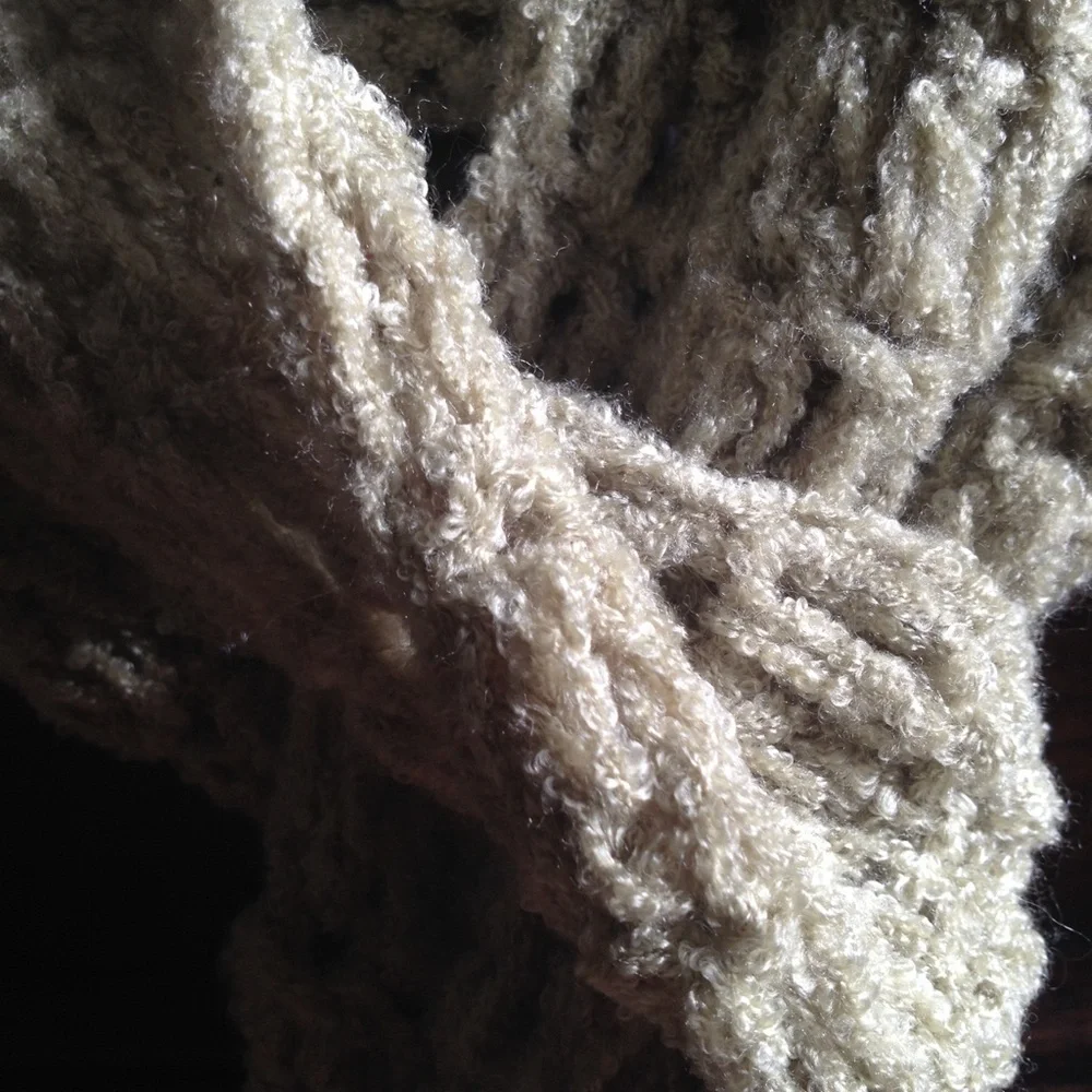 Dark sage green handmade knit scarf - Picture 4 of 4